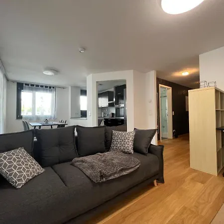 Simplex In Stuttgart-mhring Modern Appartement Stuttgart