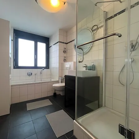 Simplex In Stuttgart-mhring Modern Appartement Stuttgart